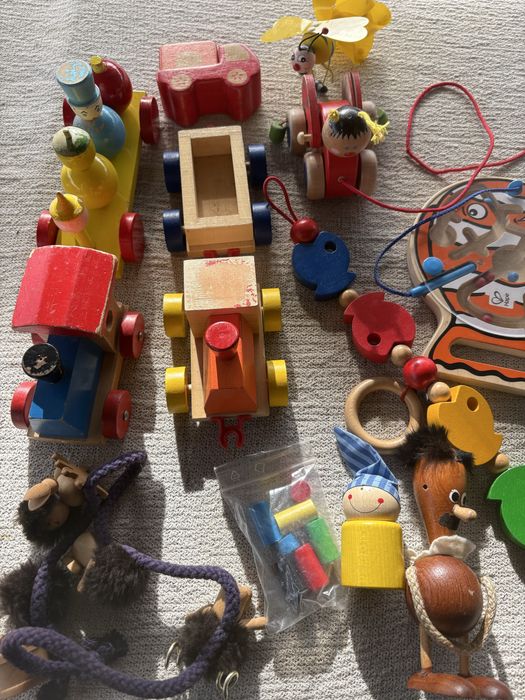 Lot jucarii din lemn