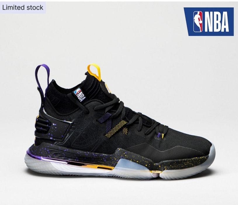 ТАРМАК
Идентификационен номер: 8642905
Баскетболни обувки за възрастни