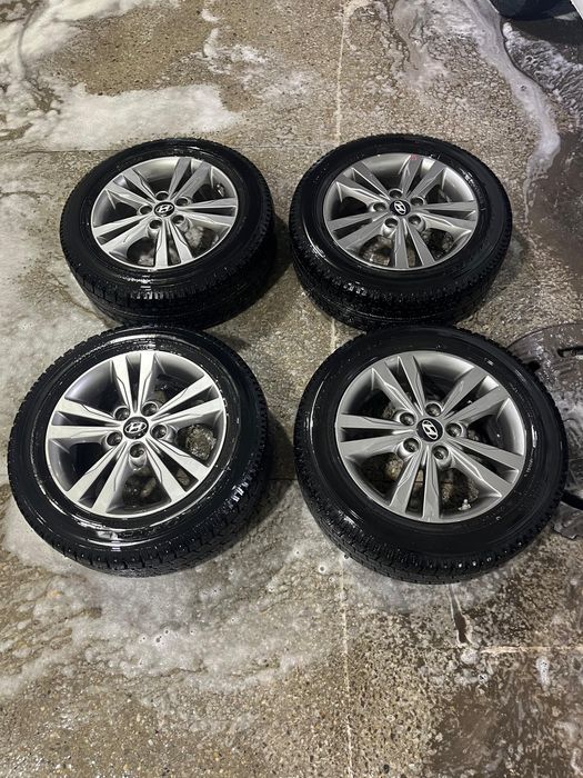 Продается шина вместе дисками комплекте