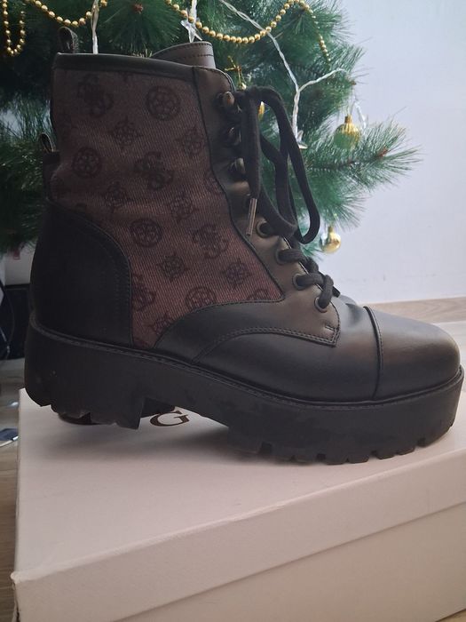 Guess дамски боти