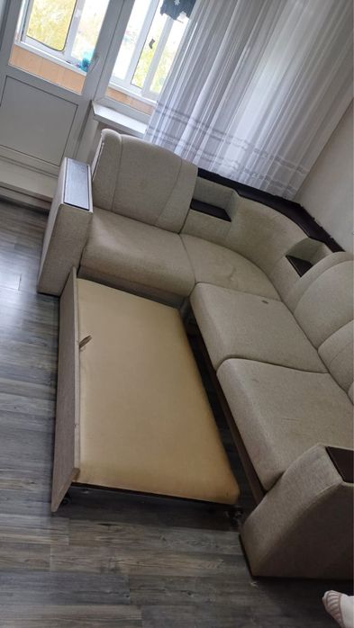 Угловой диван