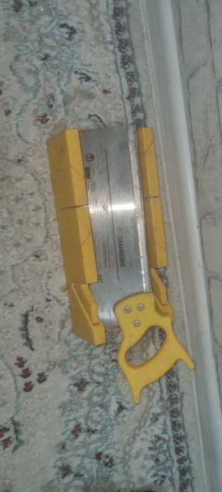 Стусло пластиковые с пилой