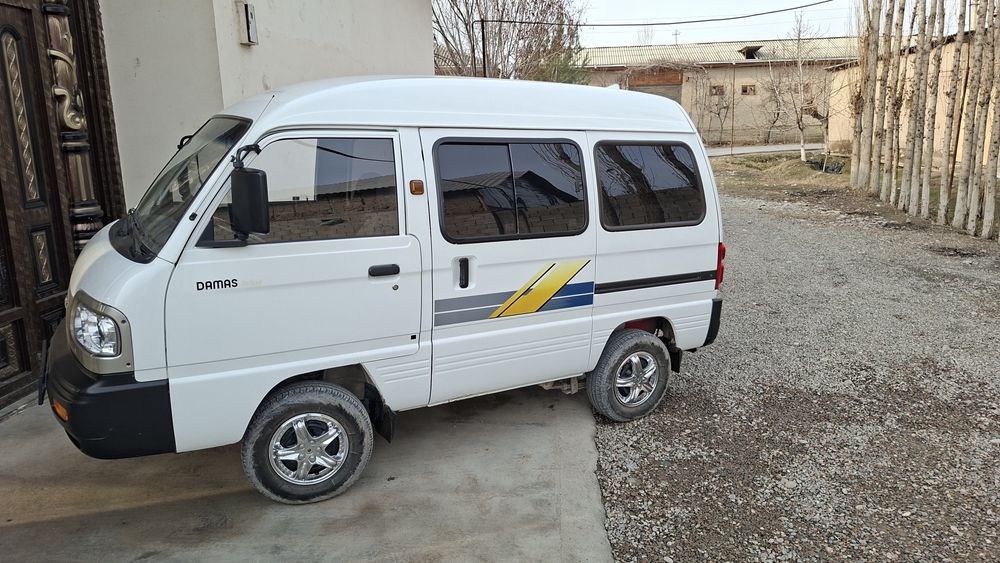 Мошна тоза ,4 юмщок болон,полик,апшипкала уралган ,стойка потолок урал