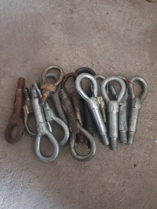 Буксировочные крючки