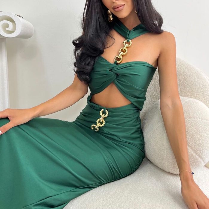Зелена рокля LBD