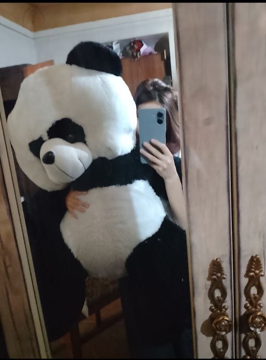 Katta Panda 100 sm. Juda yumshoq.
Tavsif: