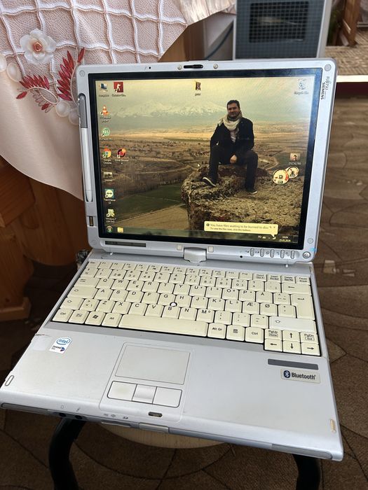 Fujitsu-Siemens T4210