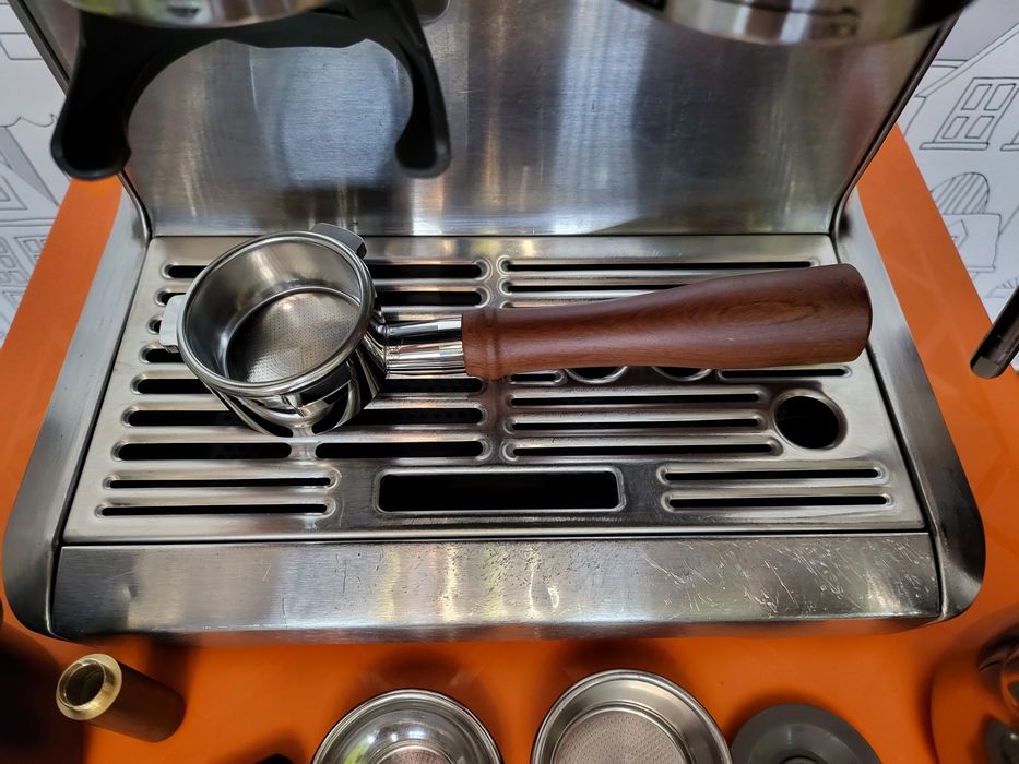 Кафемашина SAGE Barista Express с аксесоари