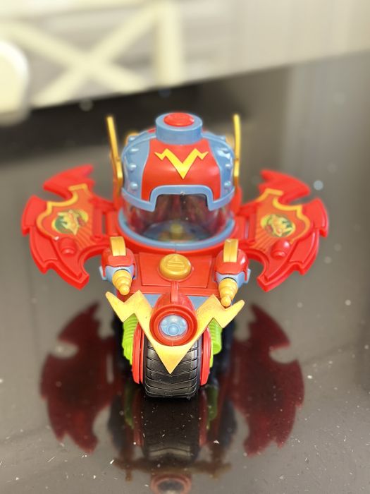 Superbot Fury Storm + Kazoom Kid & vehiculul Speed Fury