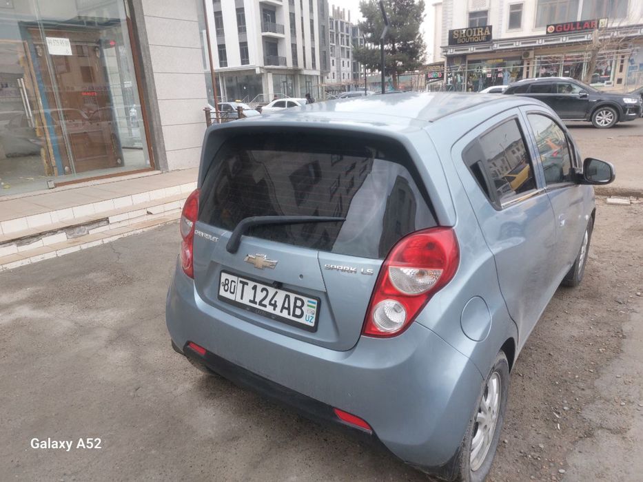 Спарк сотилади 2015 автомат