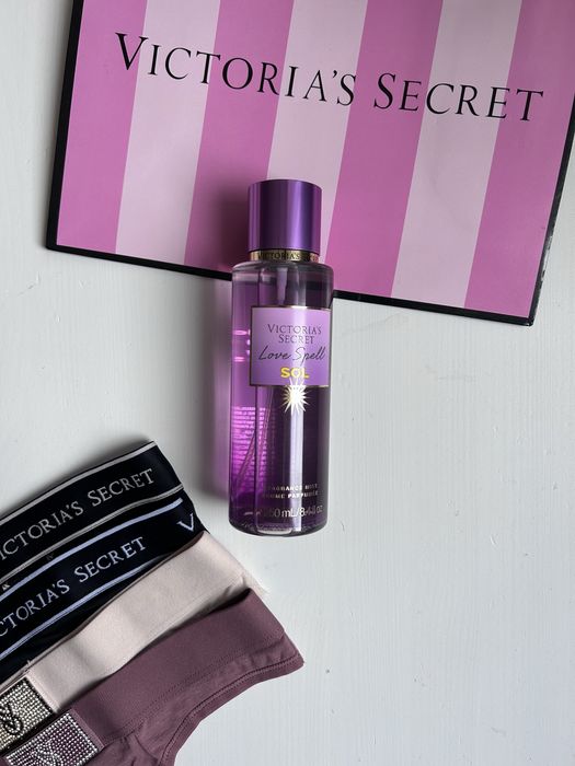 Victoria`s Secret оригинални парфюмни спрейове - ванилия, кокос и др.