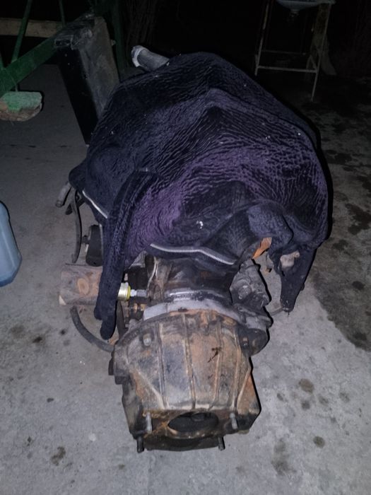 УАЗ Хантер дезил мотор и раздатка комплект отлично ишлаб Турган матор