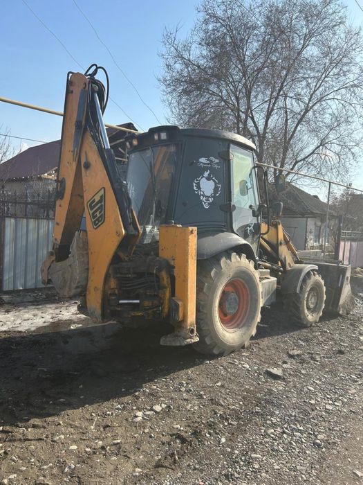 Экскаватор погрузчик