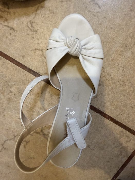 sandale cu platforma