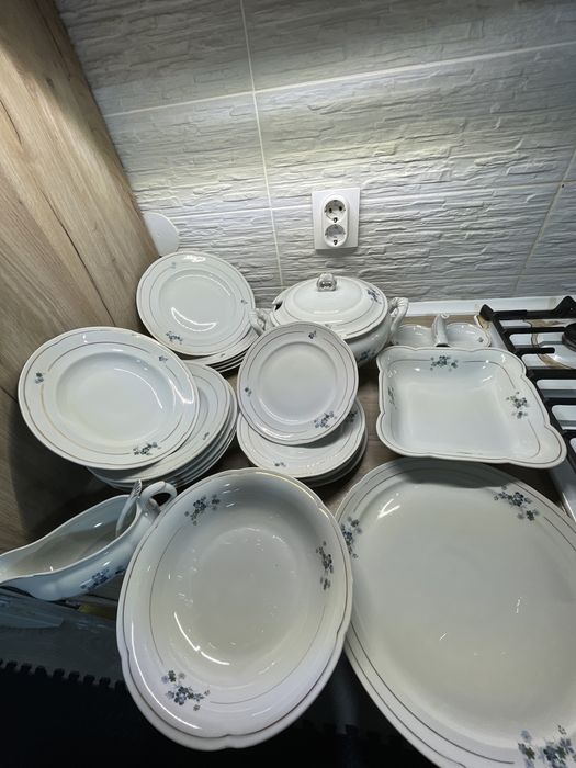 Serviciu de masa din portelan