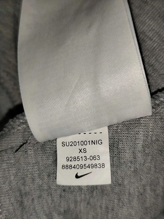 Къси гащи Nike tech fleece (мъжко XS)