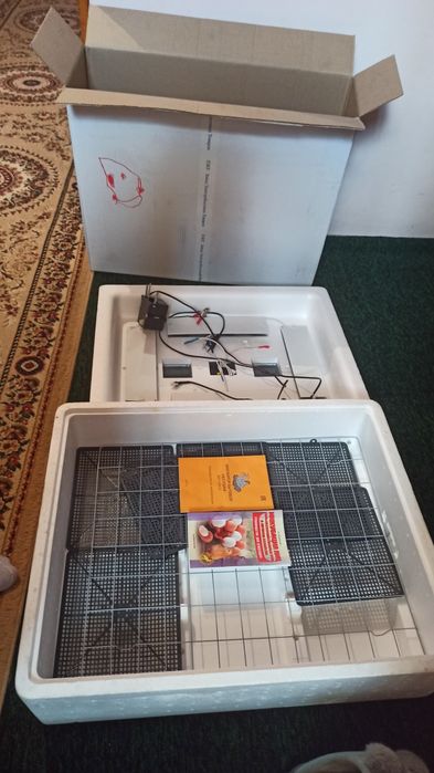 Продам инкубатор