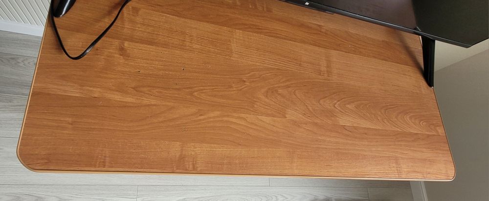 Продам стол кухонный