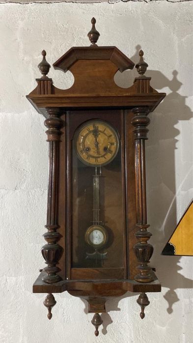 Продам настенные часы Le Roi