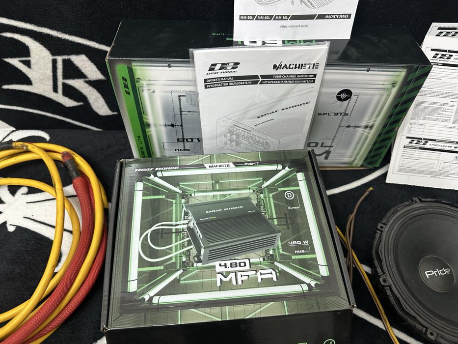 Продам сабвуфер , колонки , усилители !