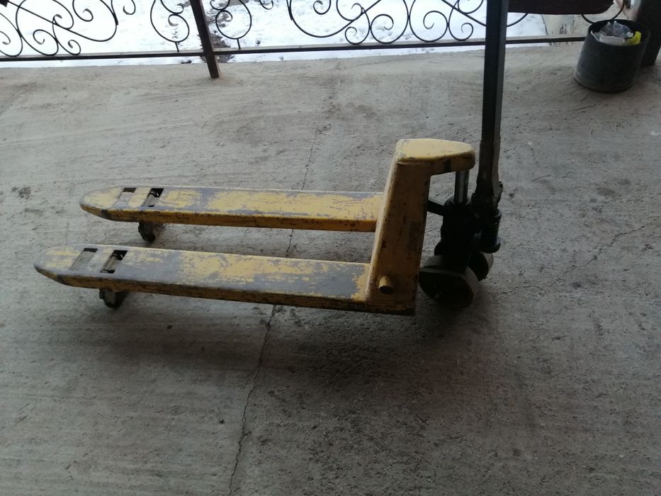 Рохля буу, тележка