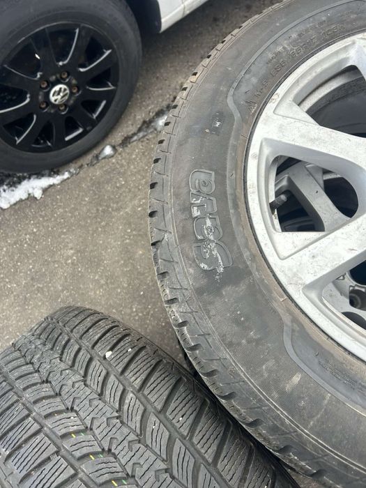 Джанти с гуми Q5 R 17