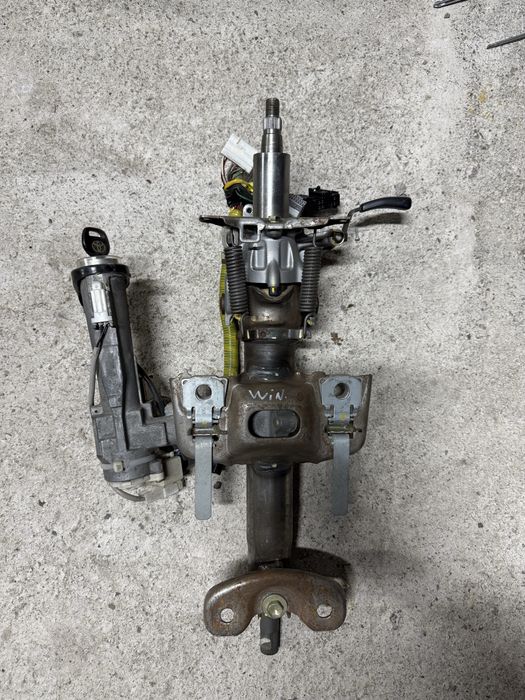 Замок зажигания  Toyota Camry 30.35