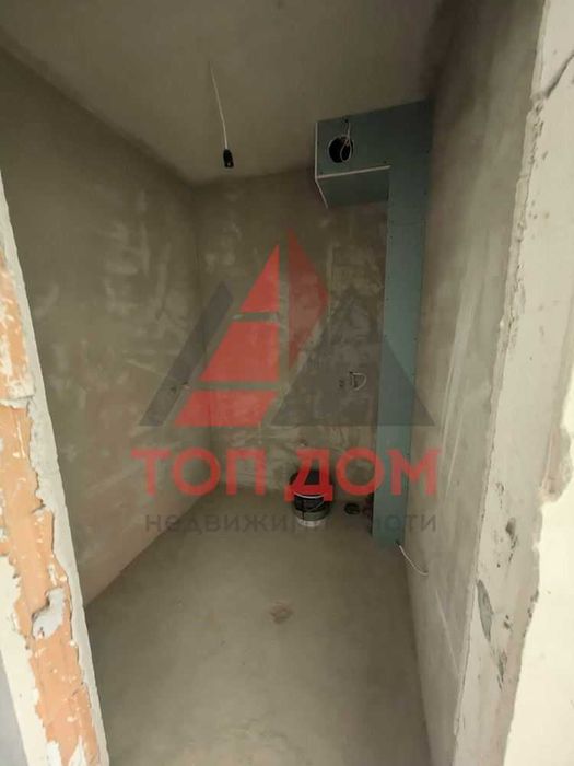 Продава се Двустаен апартамент в Варна, Бриз - 66 кв.м за 1947 €/кв.м - Снимка #4