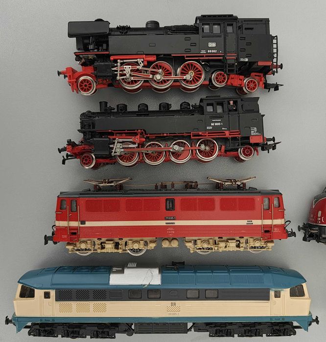 Locomotive trenulet electric H0, Piko, Roco & Trix