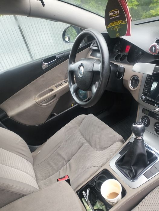 Vând VW Passat B6 1.9TDI