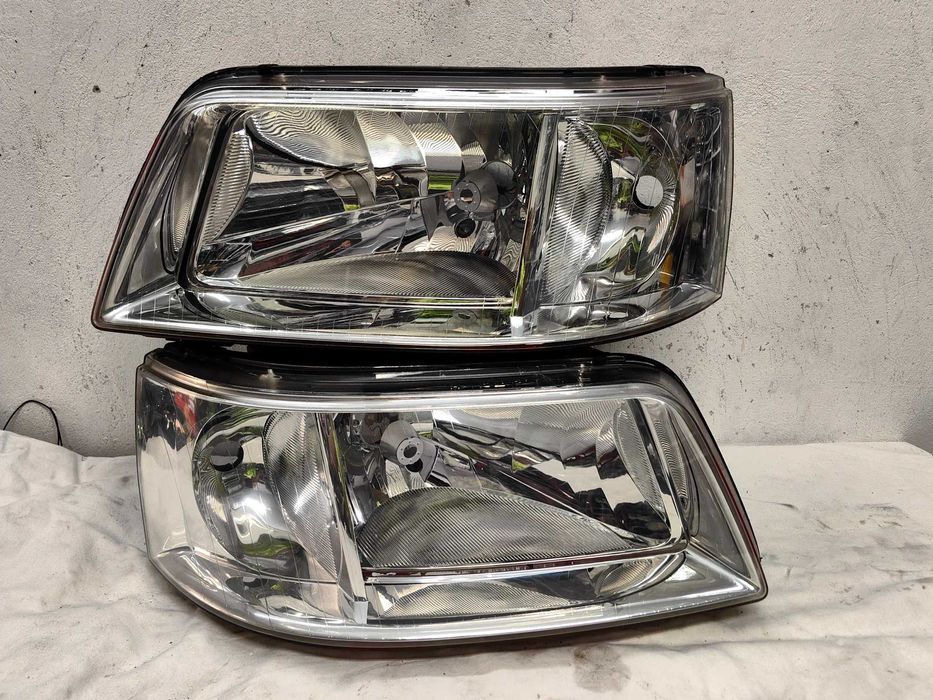 Оригинални фарове Vw Transporter T5
