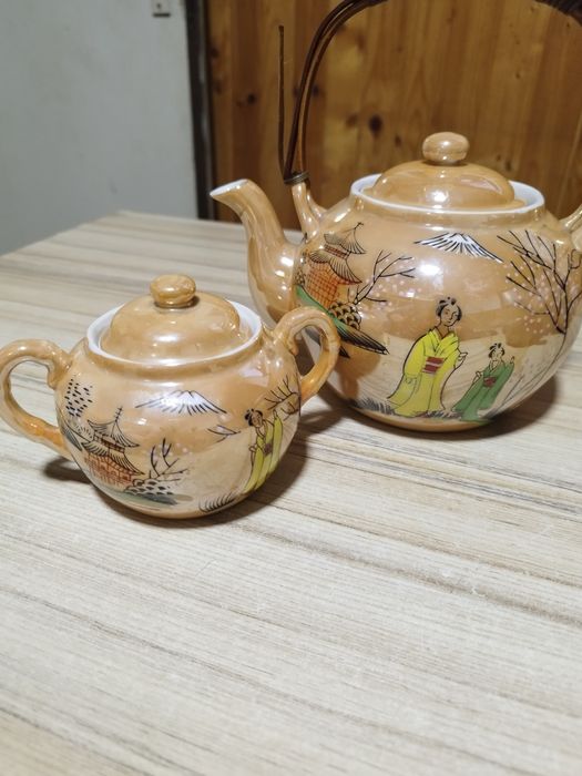 Чайник, захарница Япония