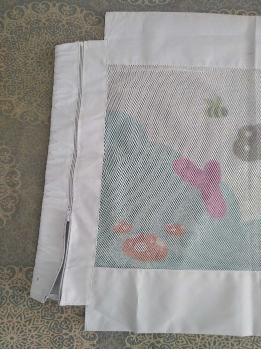 Солнцезащитная штора для детской коляски.