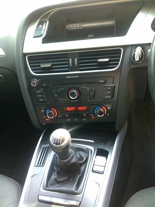 AUDI A4 2.0tdi B8 143k.c