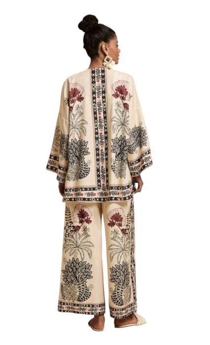 Costum dama kimono