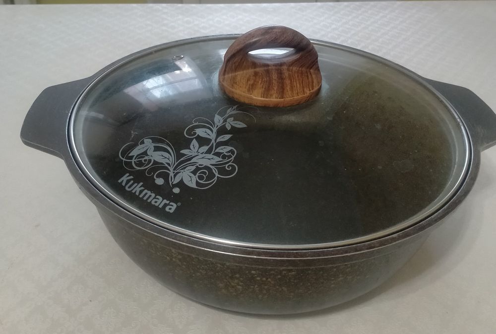 Продам кастрюлю  и казан  5 литров