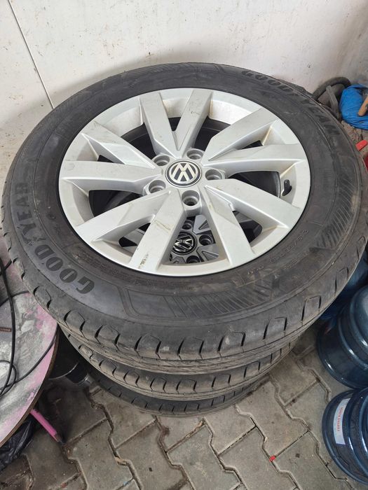 Джанти с гуми VW Passat B8 5x112 R16 215/60/16 оригинални комплект