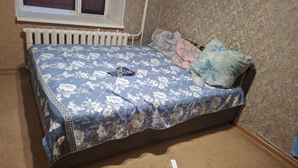 Кровать двухспальная. Самовывоз