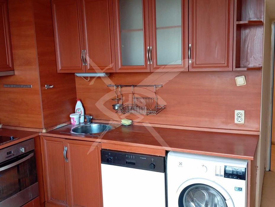 Продава се Тристаен апартамент в София, Толстой - 65 кв.м за 2308 €/кв.м - Снимка #4