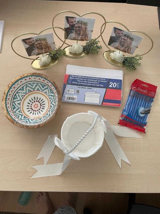 Accesorii nunta - cosulet flori, plicuri, rame poze, bol, pixuri