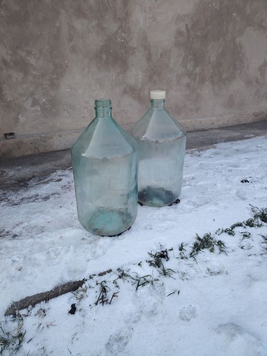 Продаются бутыли