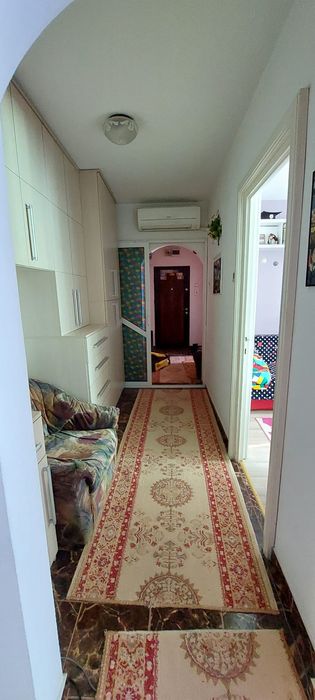 Renovez apartamentul și vand tot