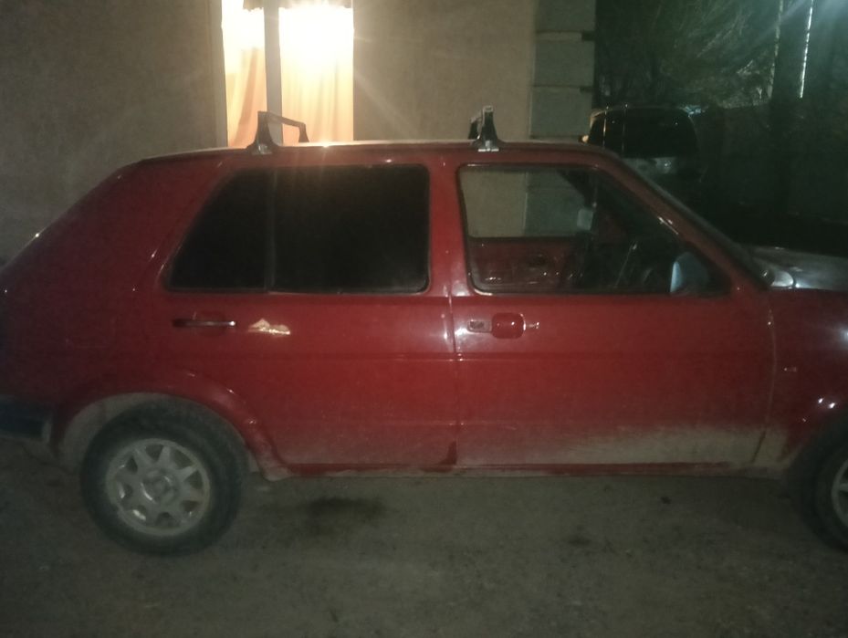 Продам гольф 2 1.8 на активном ходу