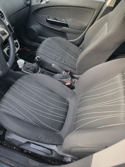 Scaune cu încălzire opel corsa d