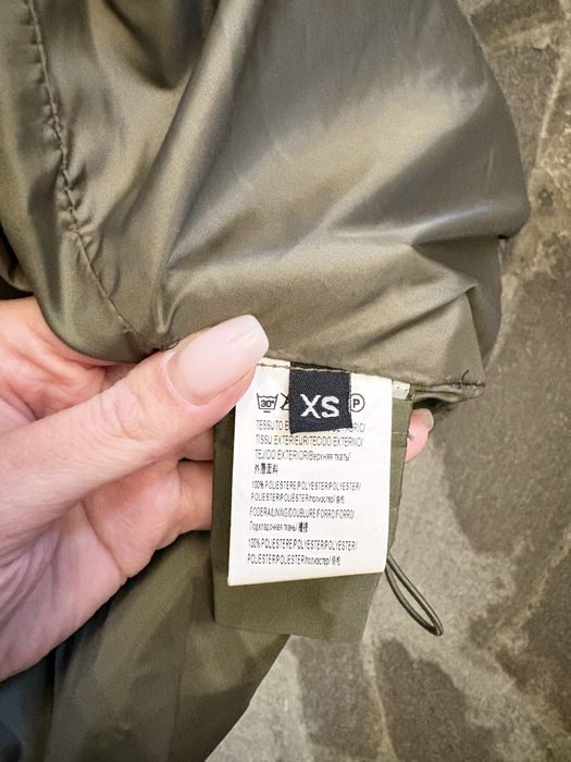 Зимно яке Pinko в много добро състояние xs- размер, но отговаря на S-M