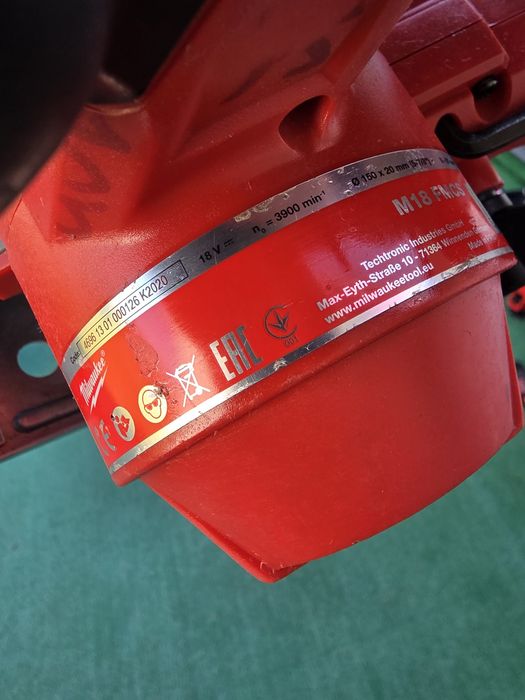 Fierastrau circular pentru debitat metale Milwaukee M18 FMCS
