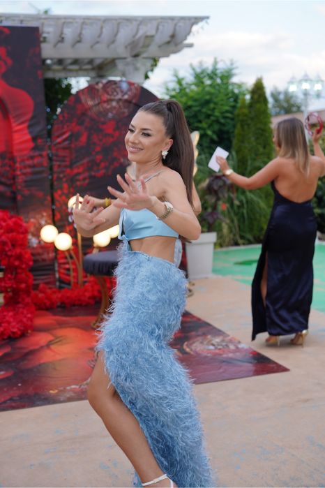 Официална рокла, без забележки