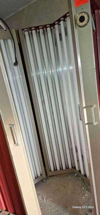 Вертикален солариум