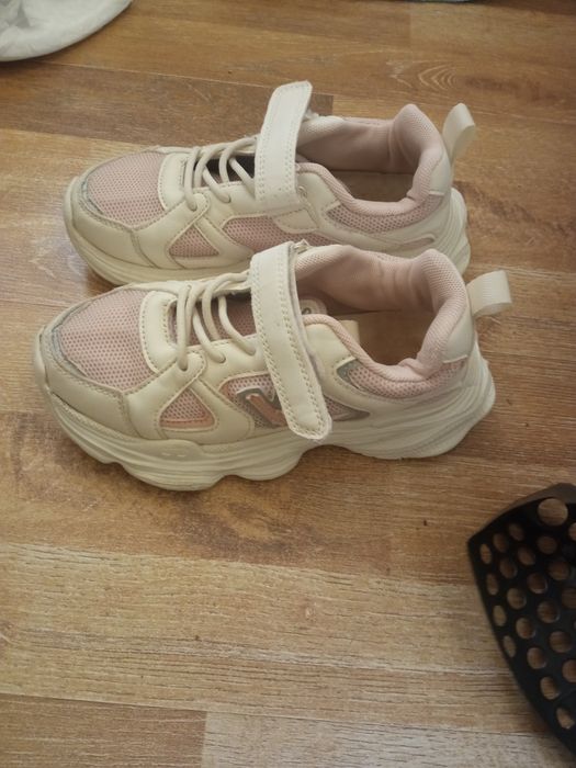 Adidasi fetițe mărimea 34-35