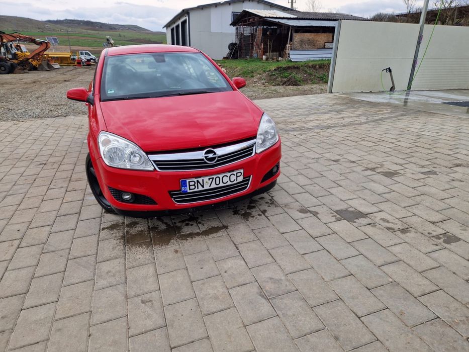 Opel Astra H 1.6 benzina